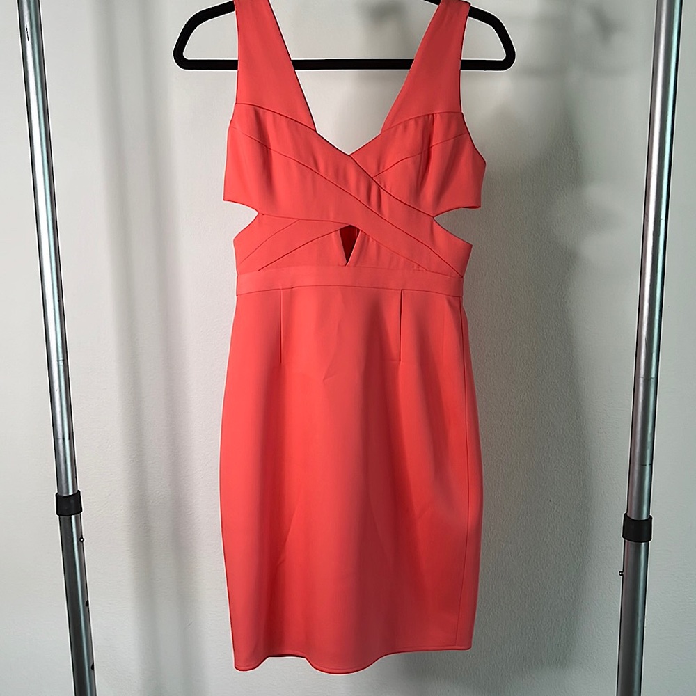 BCBG Maxazria:Coral colored dress!🌺